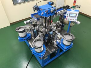 Automatic O-ring assembly machine